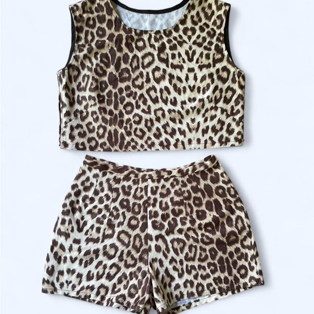 Leopard Print Sleeveless Top and Shorts Set from Amazon